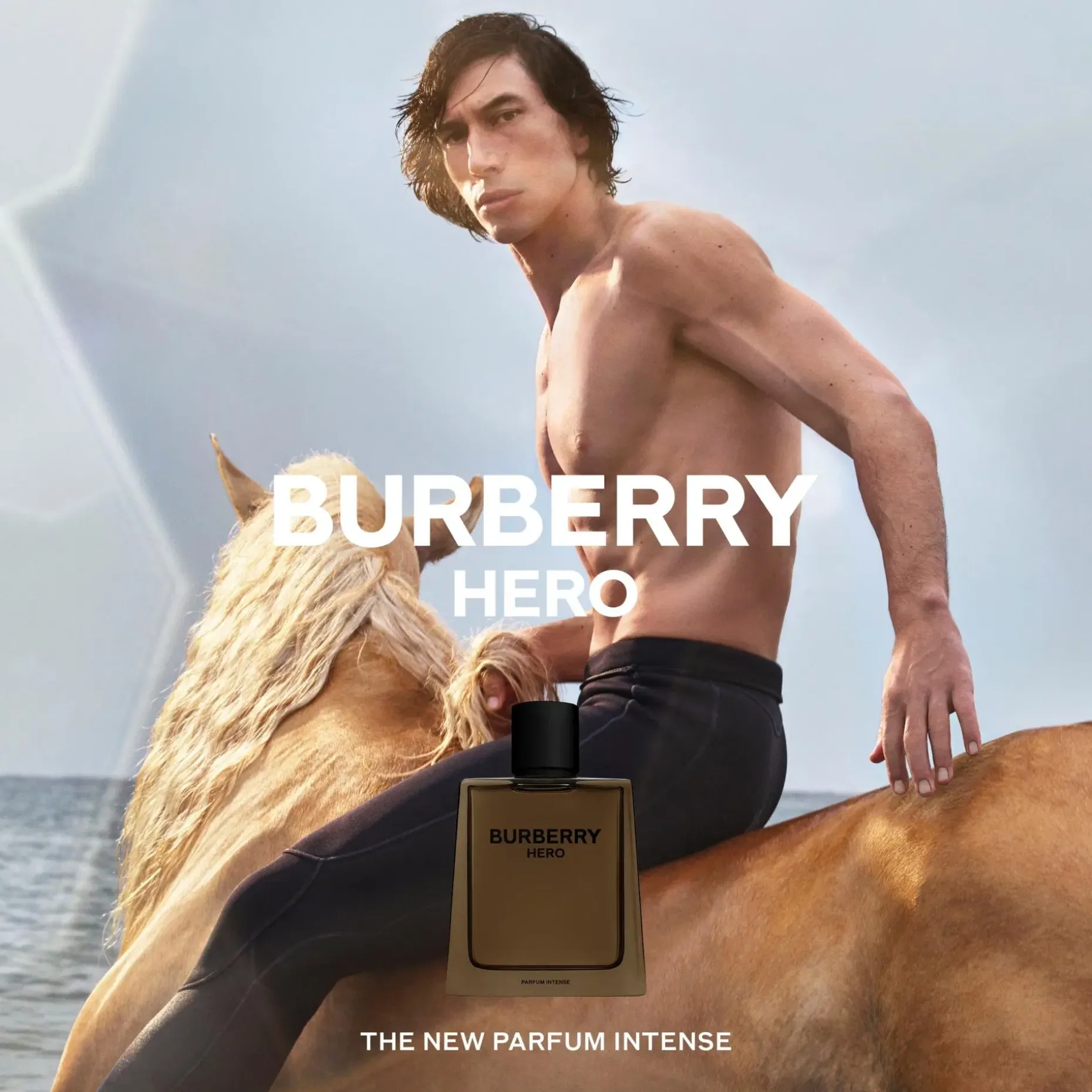 Burberry Hero Parfum Intense tuoksu 50 ml