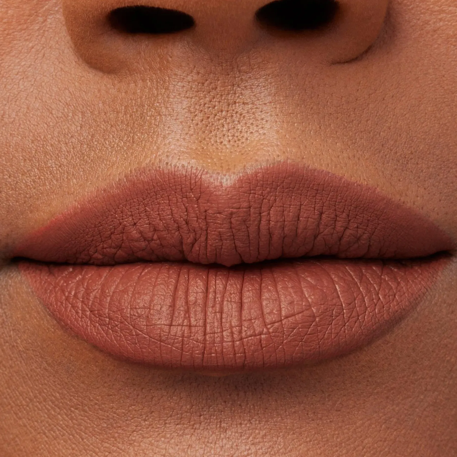 BUXOM Full On Plumping Lipstick mattahuulipuna 3,5ml