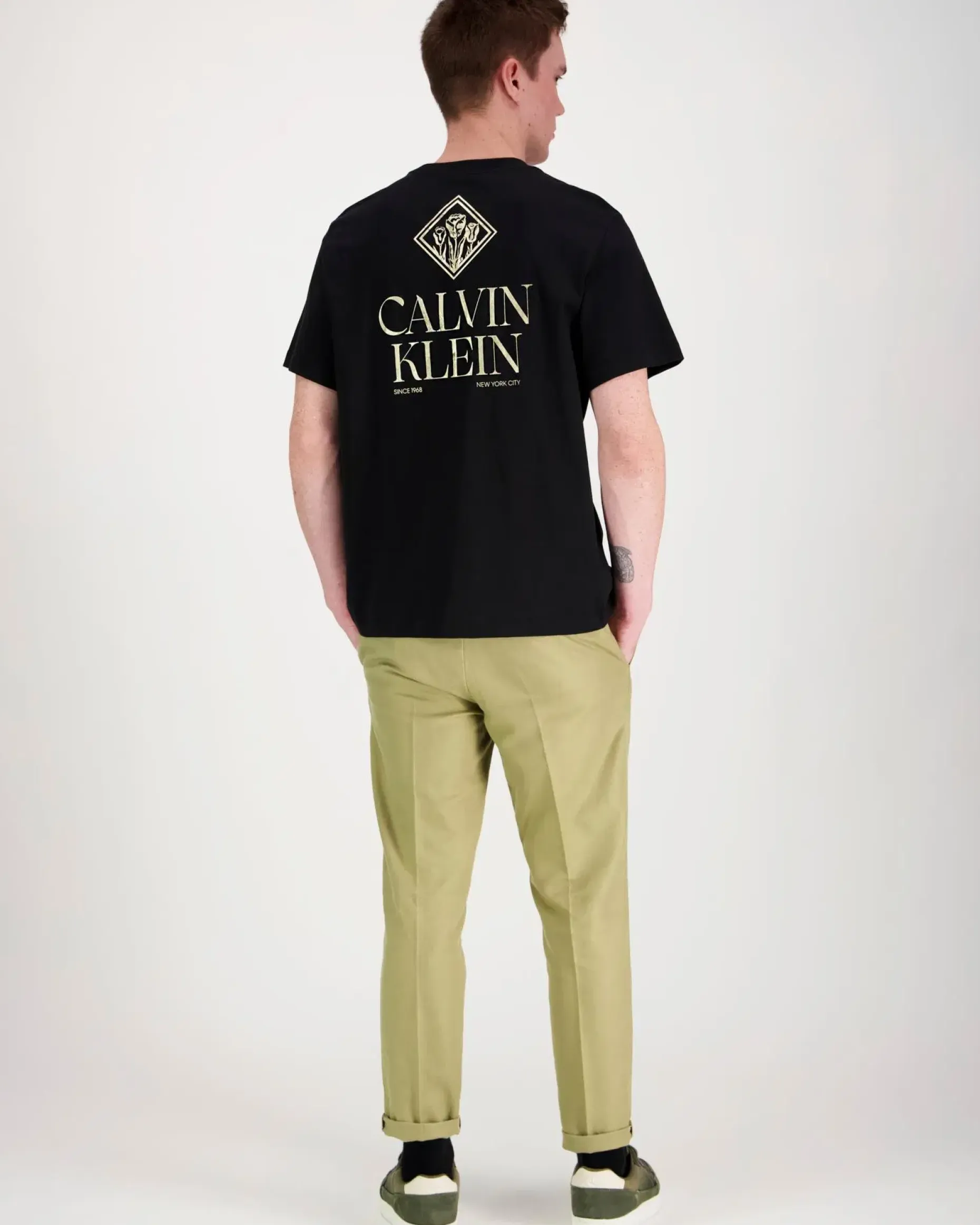 Calvin Klein Jeans Ss 20s calvin roses graphic t-paita
