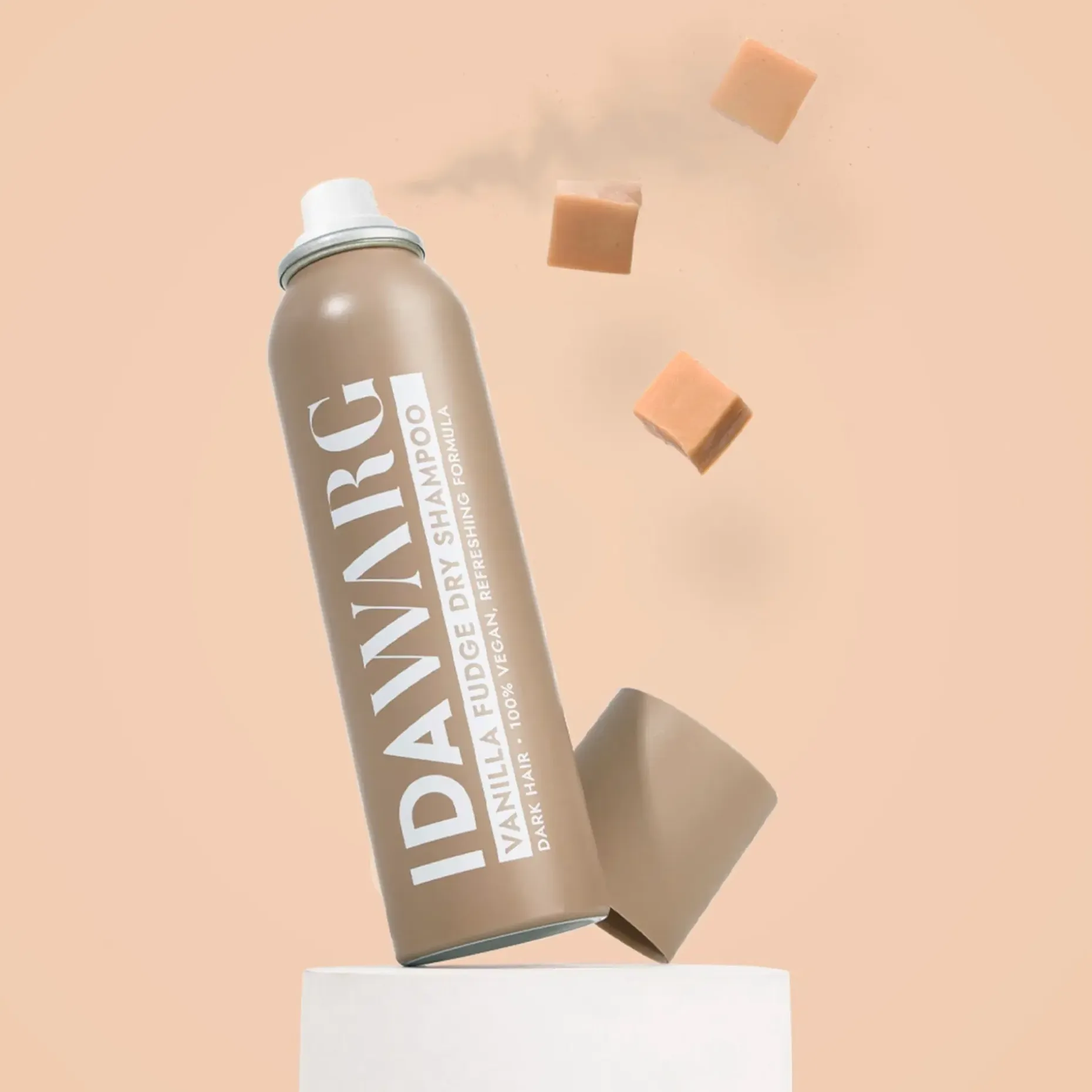 IDA WARG Beauty Vanilla Fudge kuivashampoo tummille hiuksille 150 ml