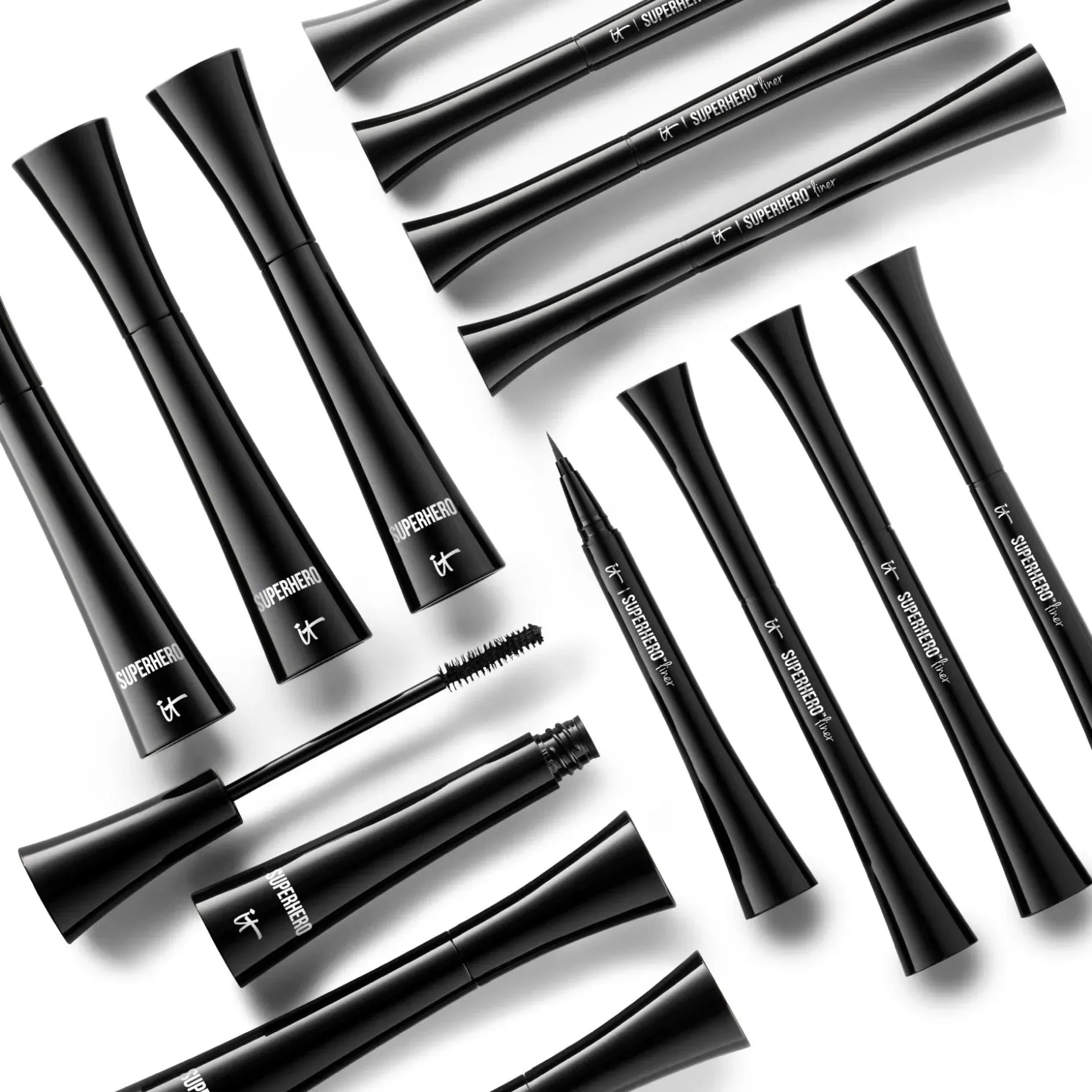 It Cosmetics Superhero™ Liner silmänrajaustussi 0,55 ml