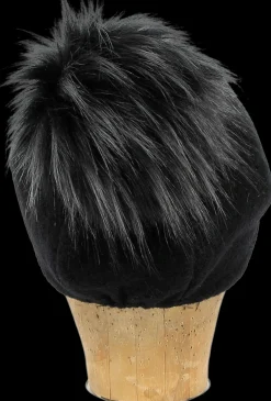 KN Kati Niemi Saaga irtotupsu villa hattu