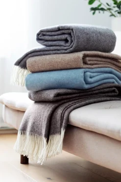 Lapuan Kankurit Arvo huopa 130x180cm+hapsut valko-meleerattu harmaa 100% villa