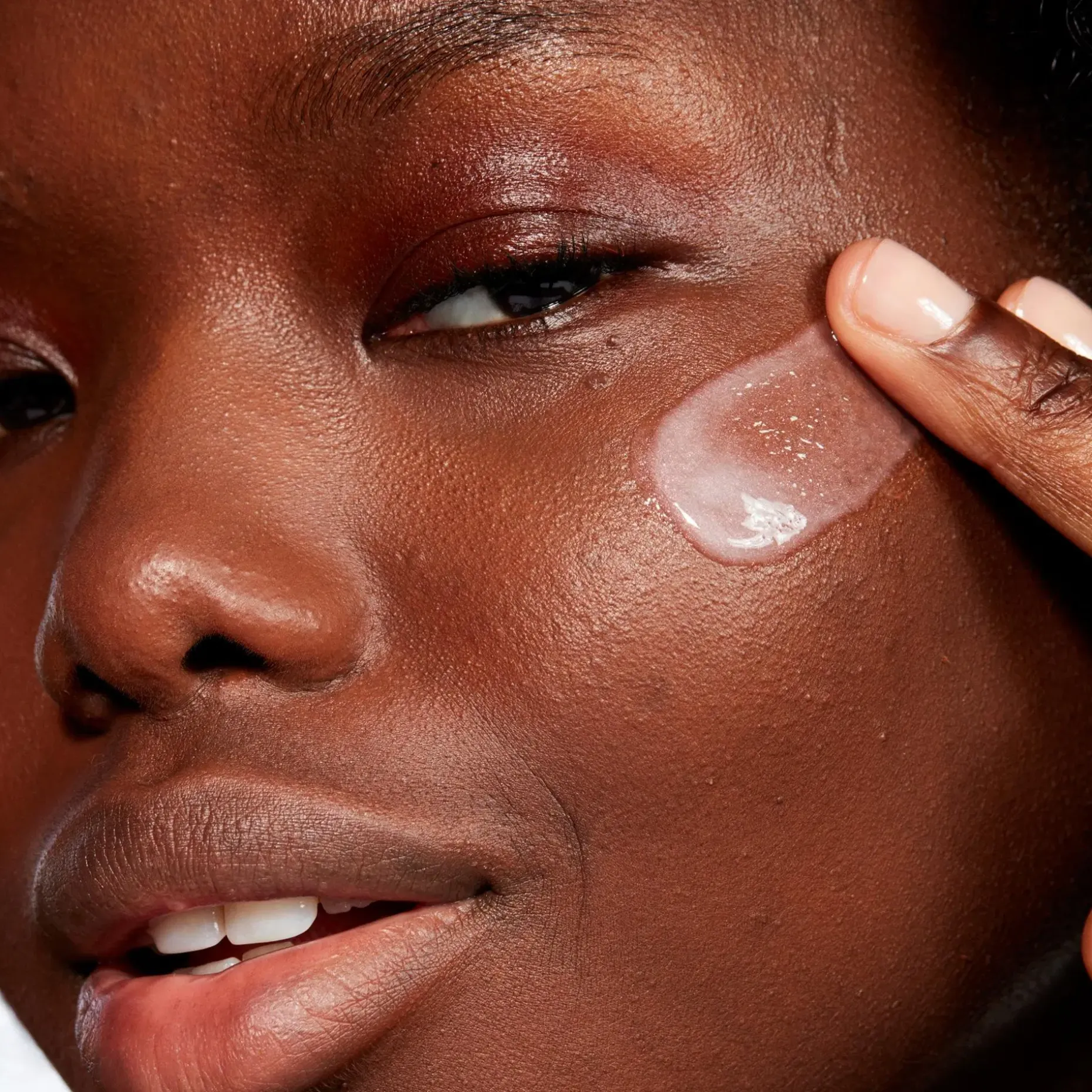 MAC Hyper real serumizer kasvoseerumi 30 ml