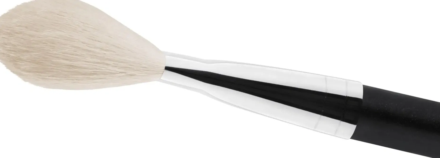 MAC Large Flat Powder Brush 135s sivellin