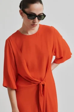 Second Female Elvas mekko